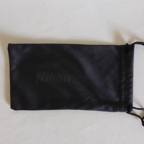 NIKON EYES MICROFIBER DRAWSTRING EYEWEAR BAG LOT OF 6 (PRE-OWNED) - Picture 4 of 6